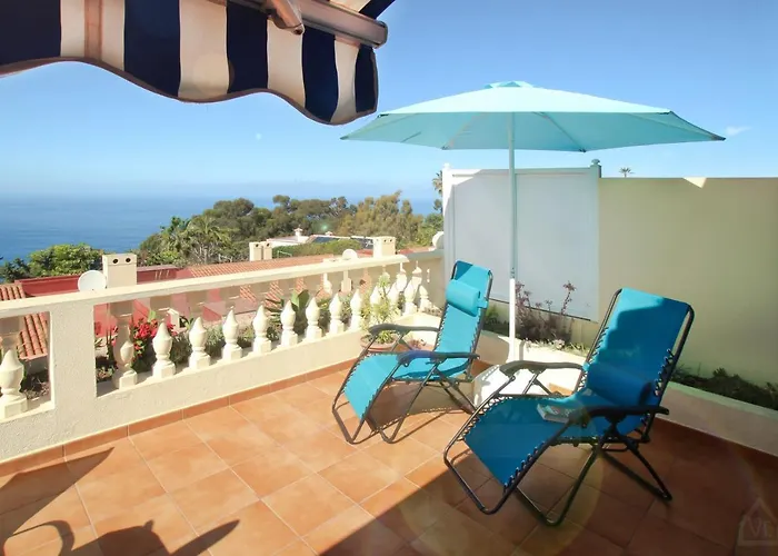 Semesterbostad Casa Alena *